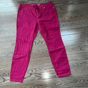 NWT! - The Limited Legging Jean 678 Size 14